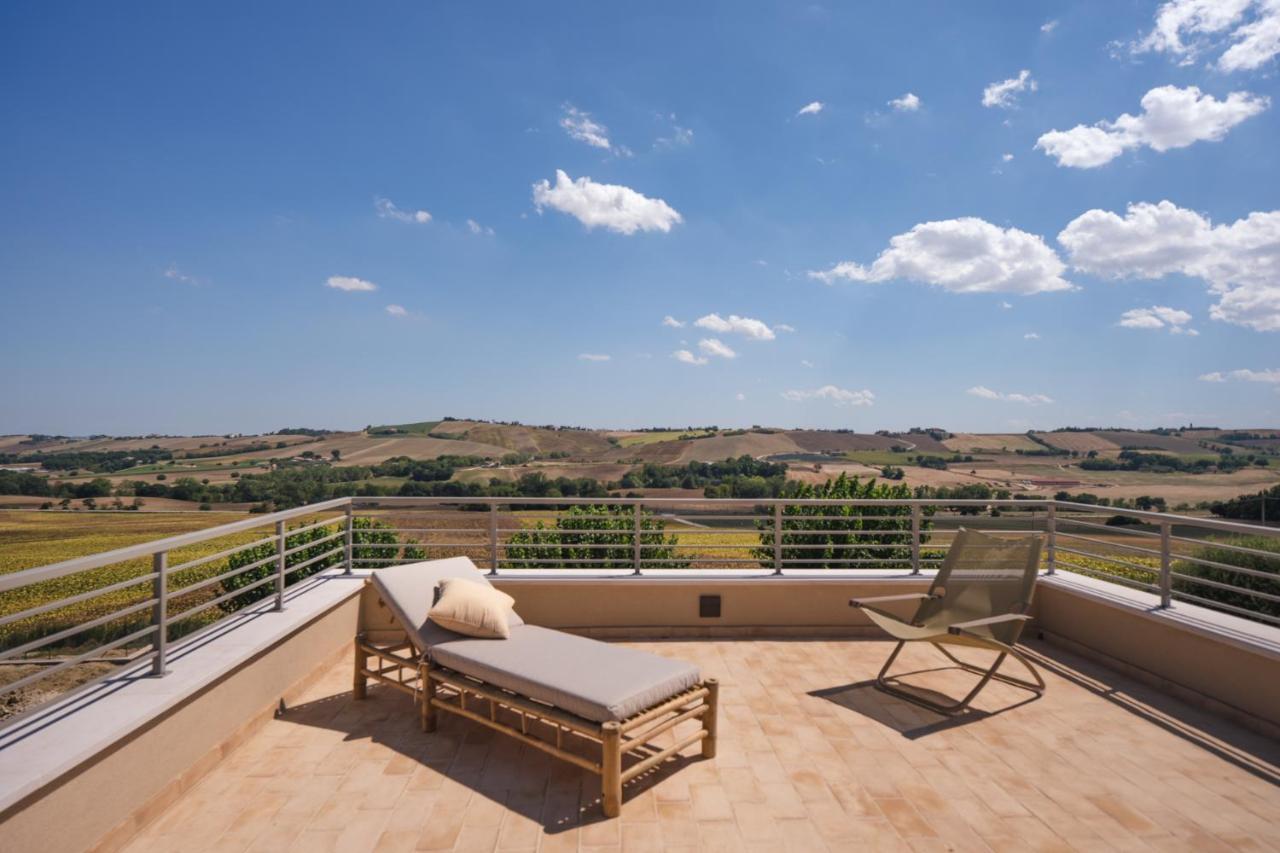 Casale Tre Gelsi Bed and Breakfast Cingoli Exteriör bild