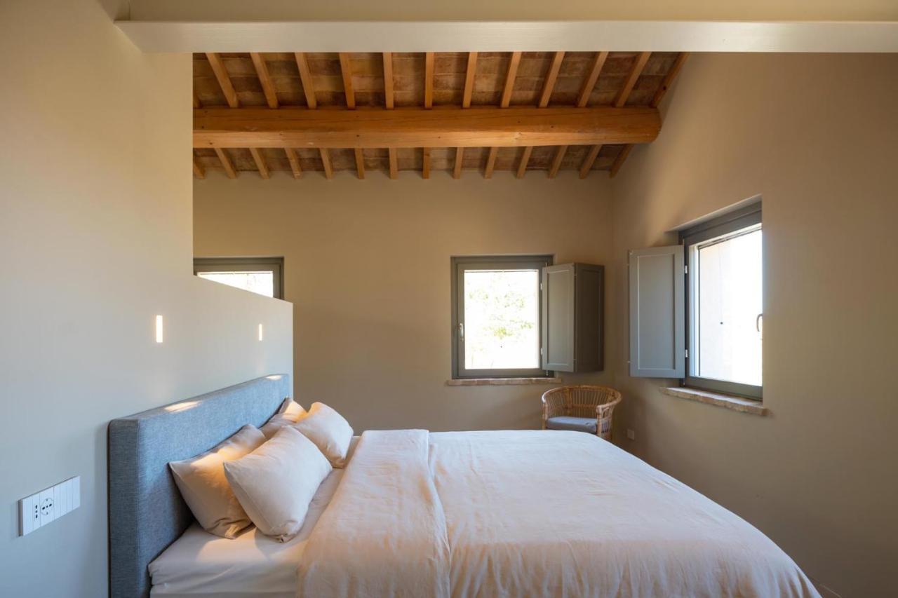 Casale Tre Gelsi Bed and Breakfast Cingoli Exteriör bild