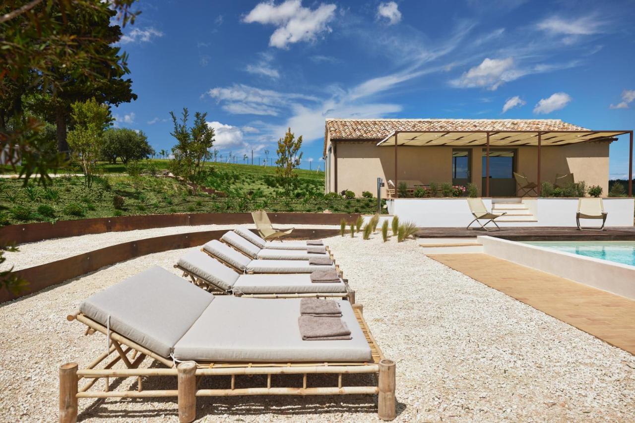 Casale Tre Gelsi Bed and Breakfast Cingoli Exteriör bild